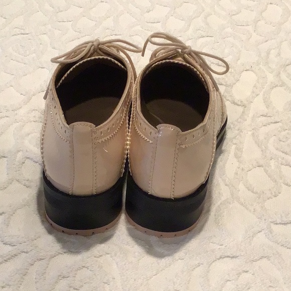 GUNMETAL MARUSHKA light nude patent shoes NEW WITH BOX size 7.5. Wingtip Oxford - Picture 3 of 7